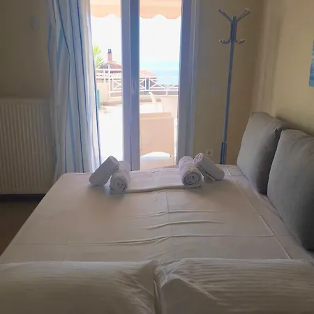 Gorgona Di Thassos * 利迈纳里亚