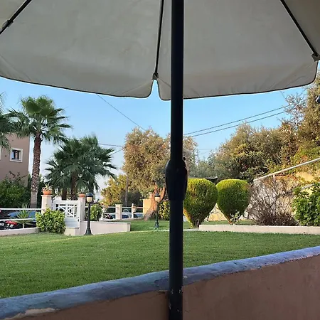 Gorgona Di Thassos شقة