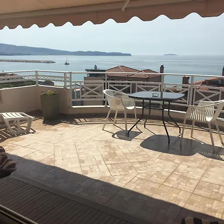 Gorgona Di Thassos * يميناريا