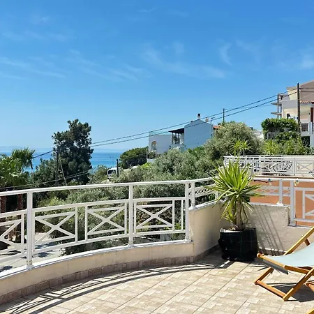 Gorgona Di Thassos يميناريا