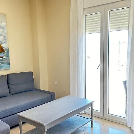 Gorgona Di Thassos * يميناريا