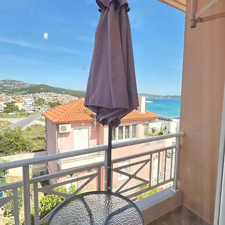 شقة Gorgona Di Thassos يميناريا